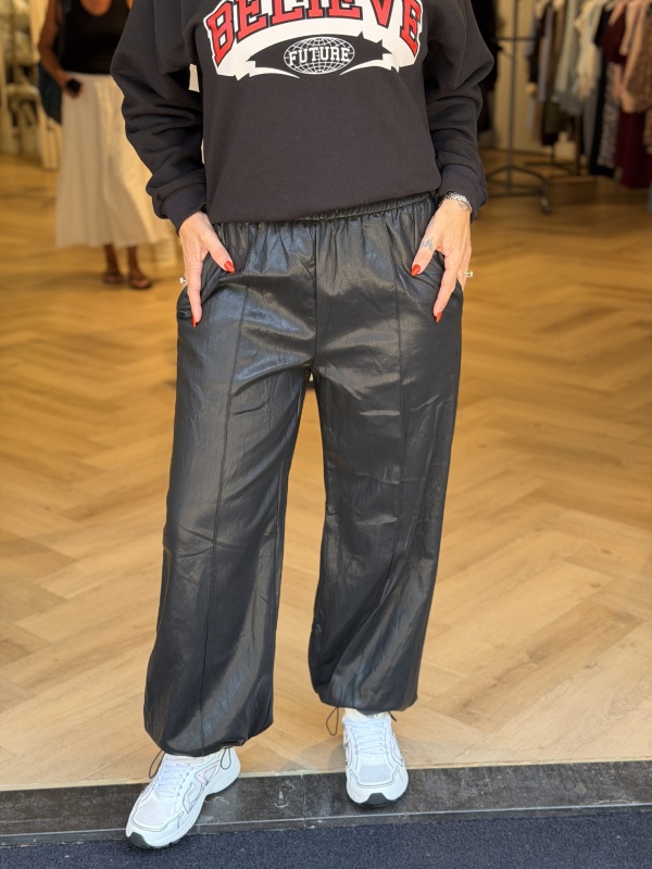Broek Leatherlook Zwart
