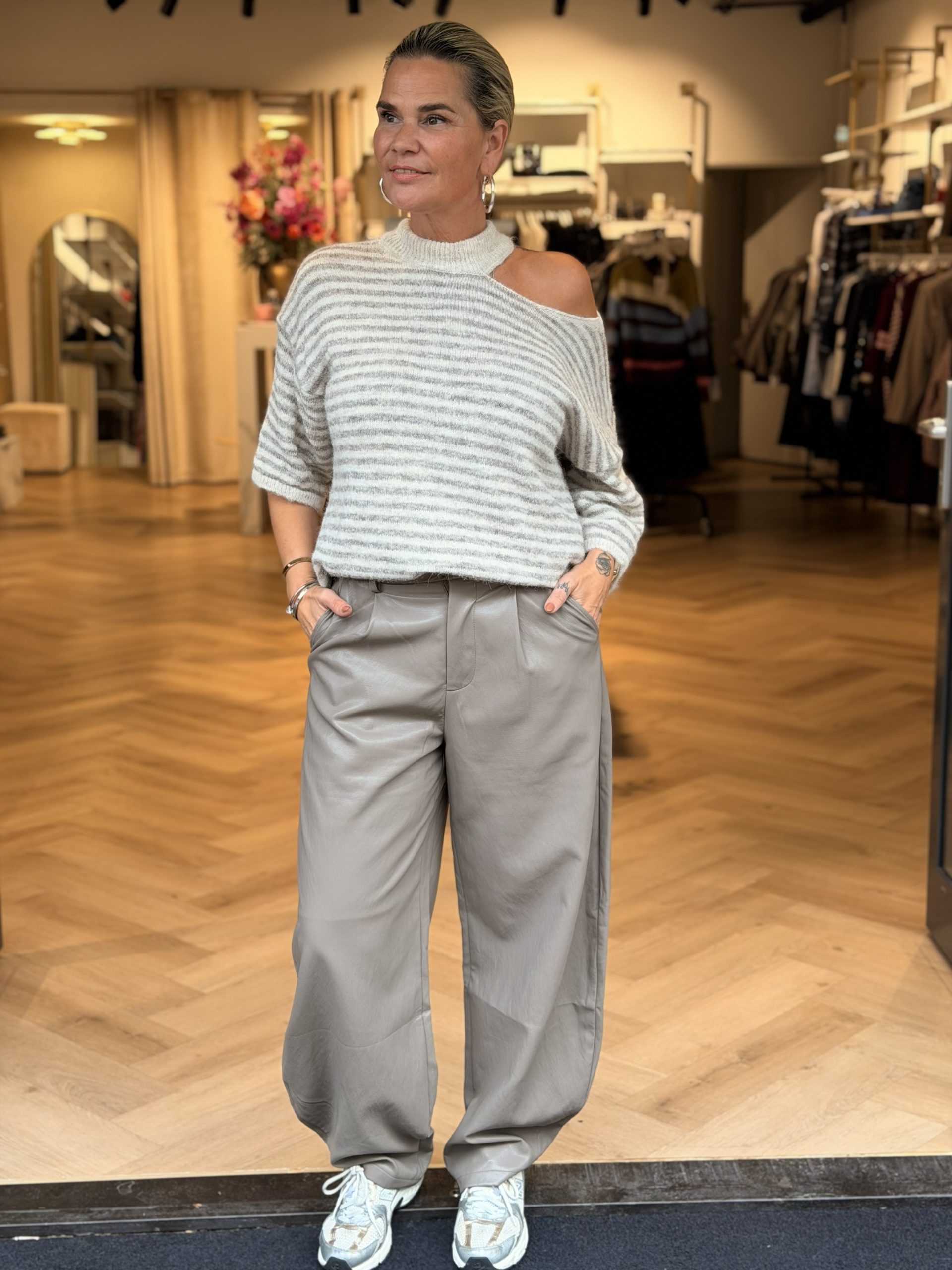 Broek Nina Leatherlook Ambika Taupe - Afbeelding 3