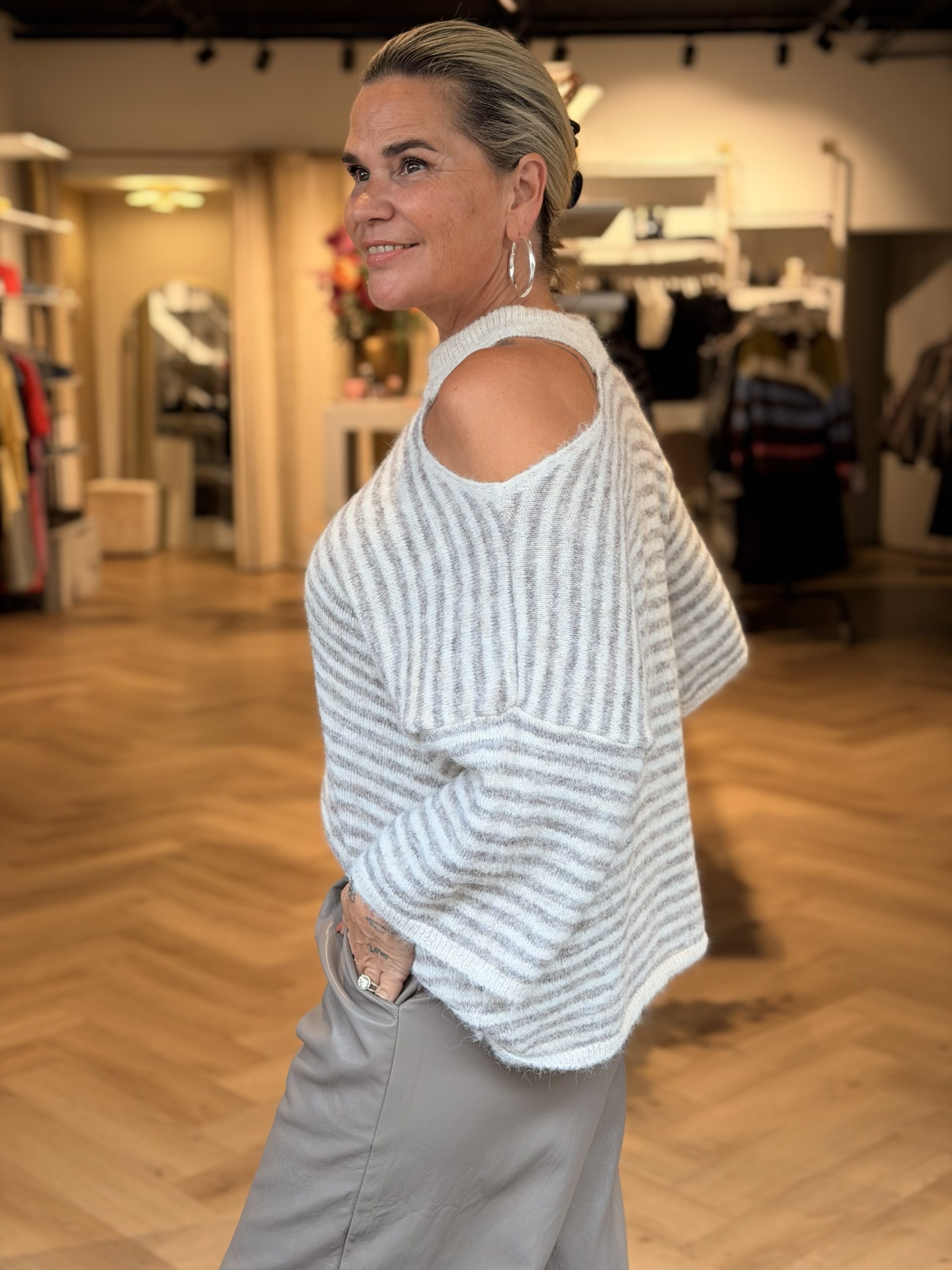 Trui One Shoulder Stripe Ambika - Afbeelding 3